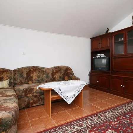 With A Parking Space Punat, Krk - 5350 푸나트