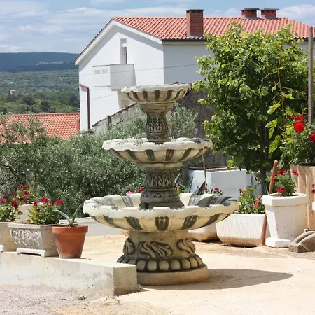 Lägenhet With A Parking Space Punat, Krk - 5350