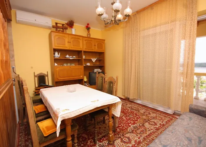 Διαμέρισμα With A Parking Space Punat, Krk - 5350 *
